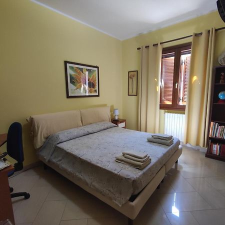 Bed and Breakfast Residenza Del Sole Surbo Exterior foto